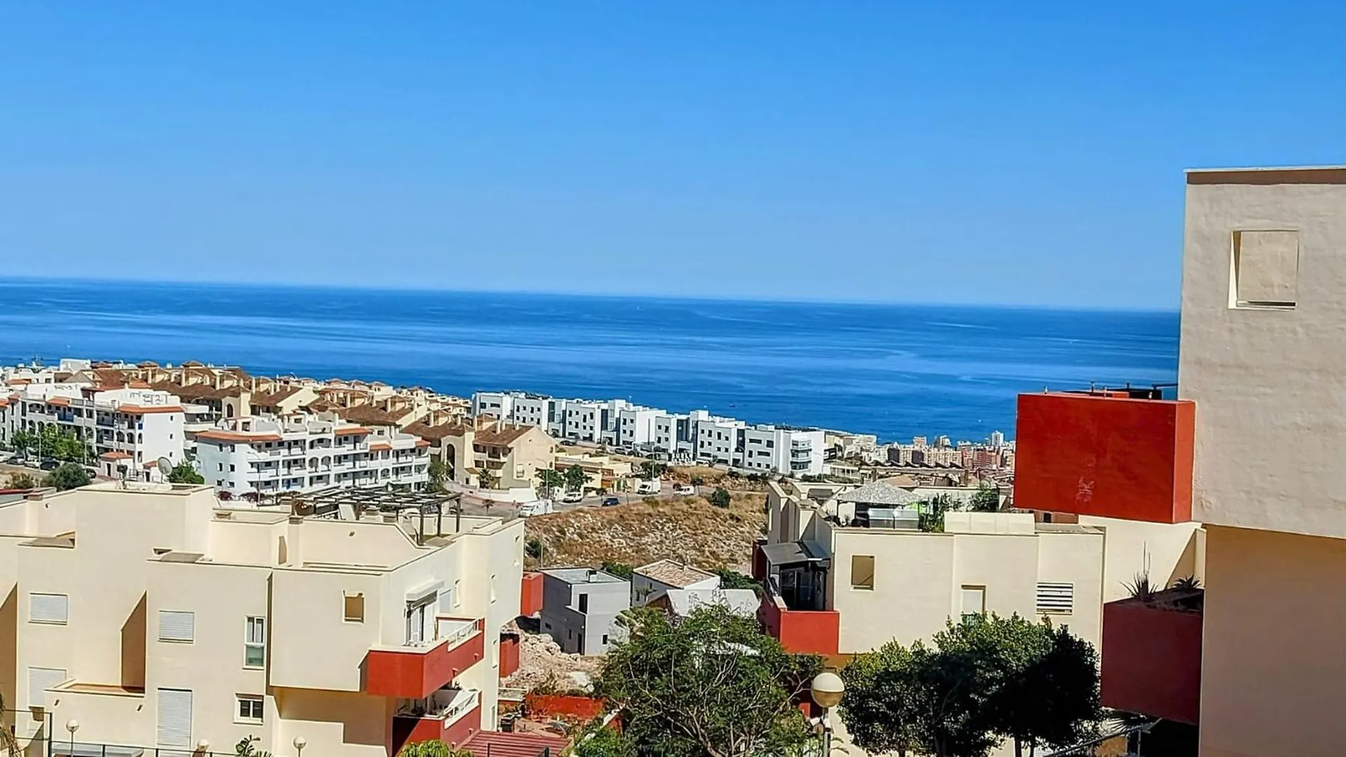 Atico Benalmadena Apartment 0*,